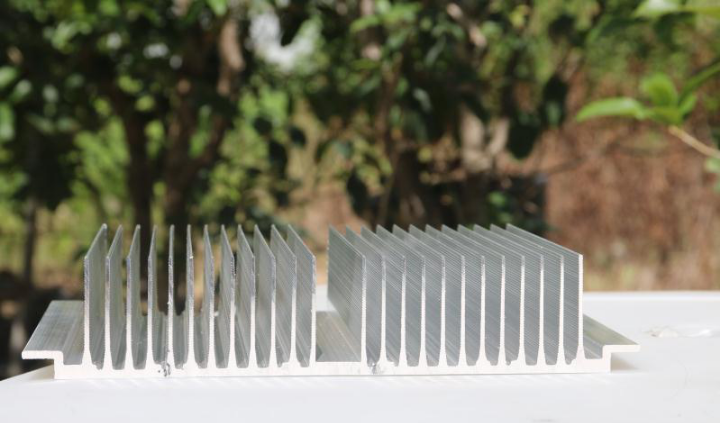 工業(yè)型材·精品智造——南方鋁業(yè)打造廣東鋁材傾心之作