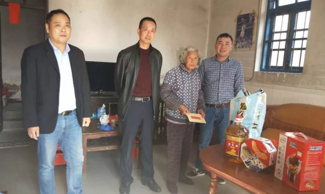 慰問(wèn)送暖職工心 傳遞寒冬南方情